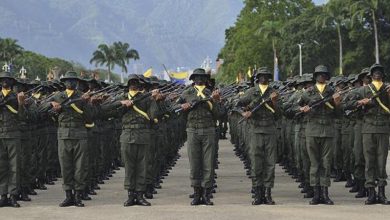 Photo of صدر مادورو کی حمایت میں ونزوئلا کی فوج نے پریڈ کی