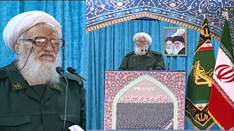 سپاہ کی یونیفارم میں حاضر ہوئے تہران کے امام جمعہ ۔