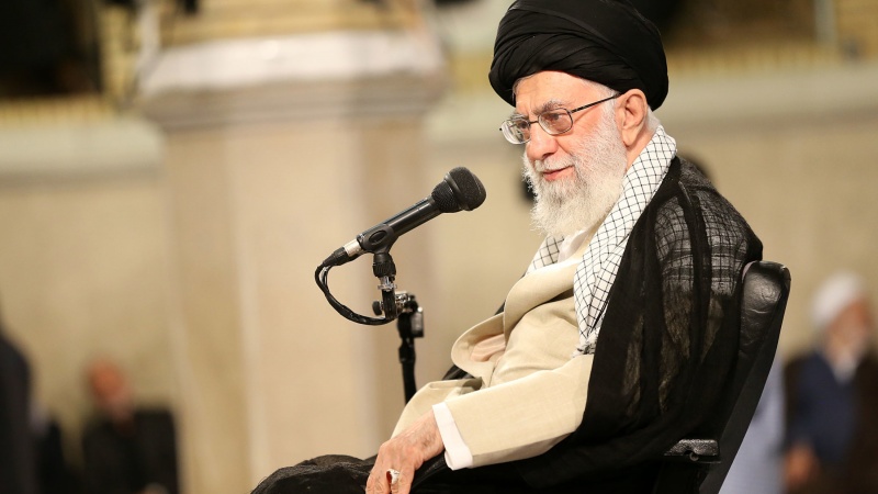 فلسطینی عوام کا دفاع اسلامی و انسانی ذمہ داری ہے: رہبر معظم انقلاب اسلامی