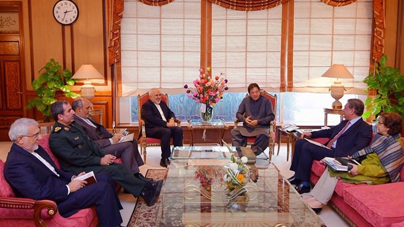 ایران کے وزیر خارجہ کی پاکستانی وزیر اعظم سے ملاقات