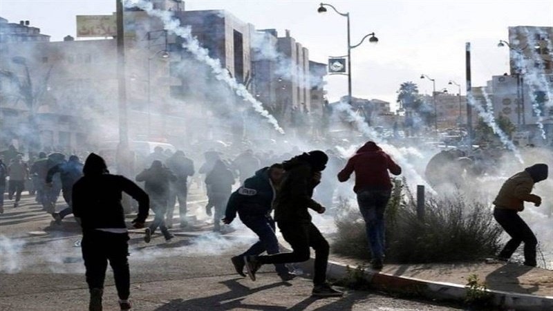 شمال مشرقی بیت المقدس میں تقریبا پچاس فلسطینی زخمی