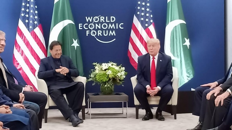 دہشتگردوں کے باپ سے ثالثی اور امن کی توقع! ریاست مدینہ پر سوالیہ نشان؟