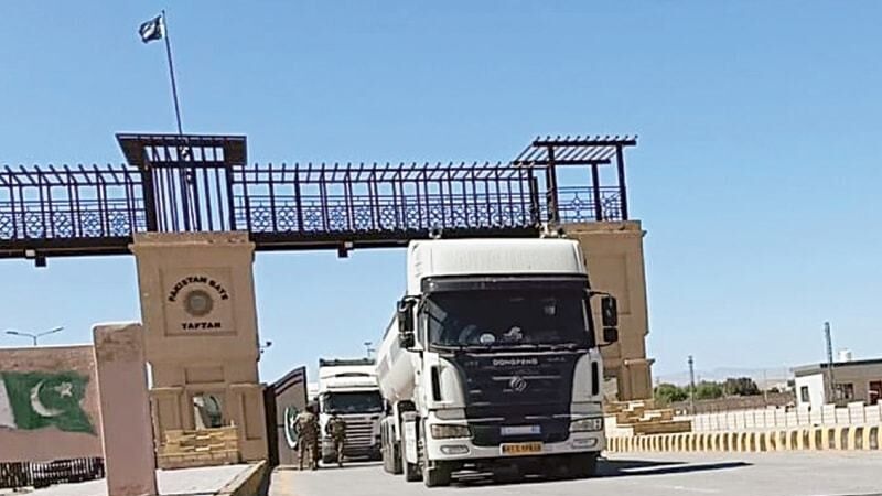 جاری ہے ایران پاکستان تجارتی لین دین