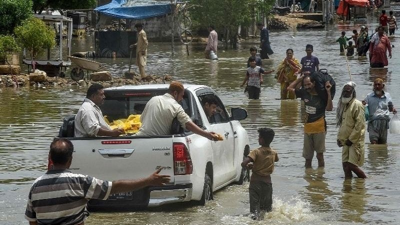 پاکستان میں سیلاب کی تباہ کاریاں، مختلف واقعات میں دسیوں جاں بحق