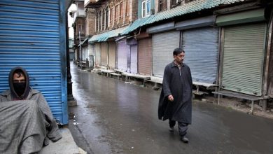 Photo of کشمیر میں ہڑتال، کاروبار زندگی معطل