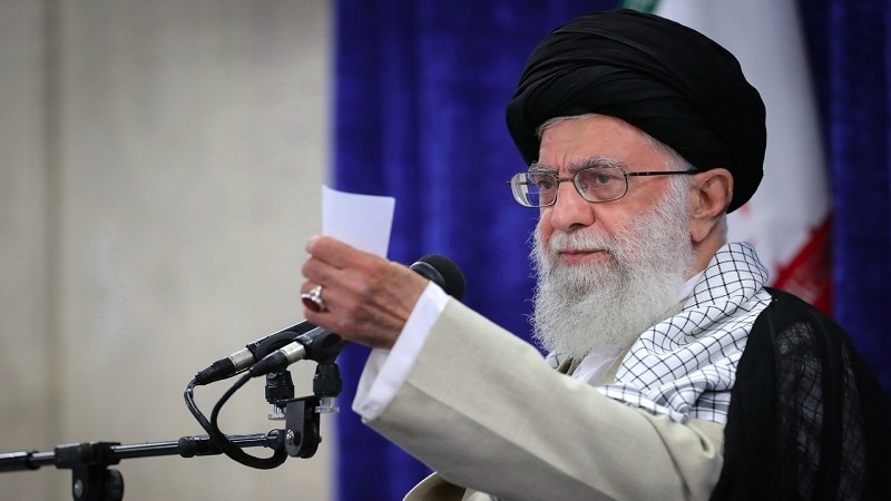 مسلمان، اسرائیل کے ساتھ ذلت آمیز مذاکرات کو برداشت نہیں کریں گے: رہبر انقلاب اسلامی