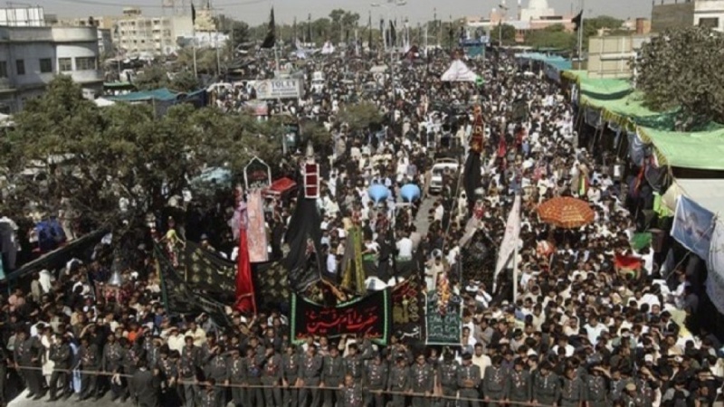 پاکستان میں اربعین حسینی میں لوگوں کی وسیع پیمانے پر شرکت - Islami Dawat