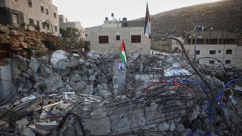 فلسطینیوں کے درجنوں مکانات منہدم