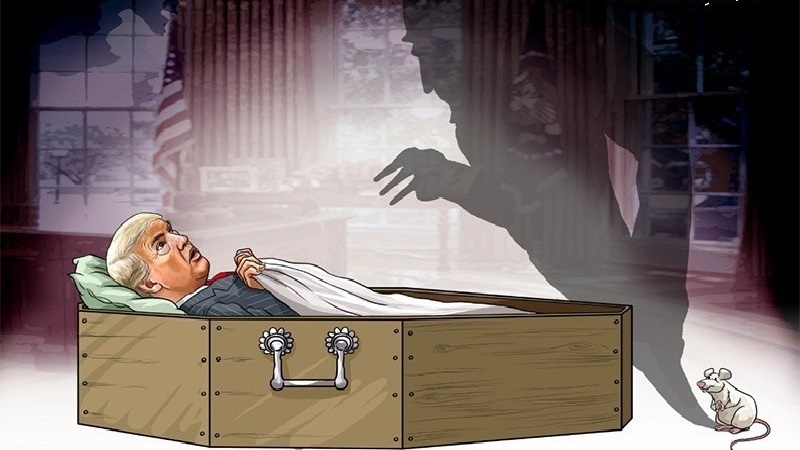 بزدل ٹرمپ پر موت کا منڈلاتا سایہ+ کارٹون