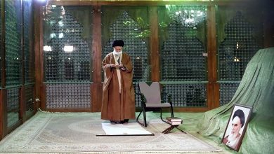 Photo of عشرہ فجر کے موقع پر رہبر انقلاب اسلامی کی حضرت امام خمینی (رح) کے مزار پر حاضری
