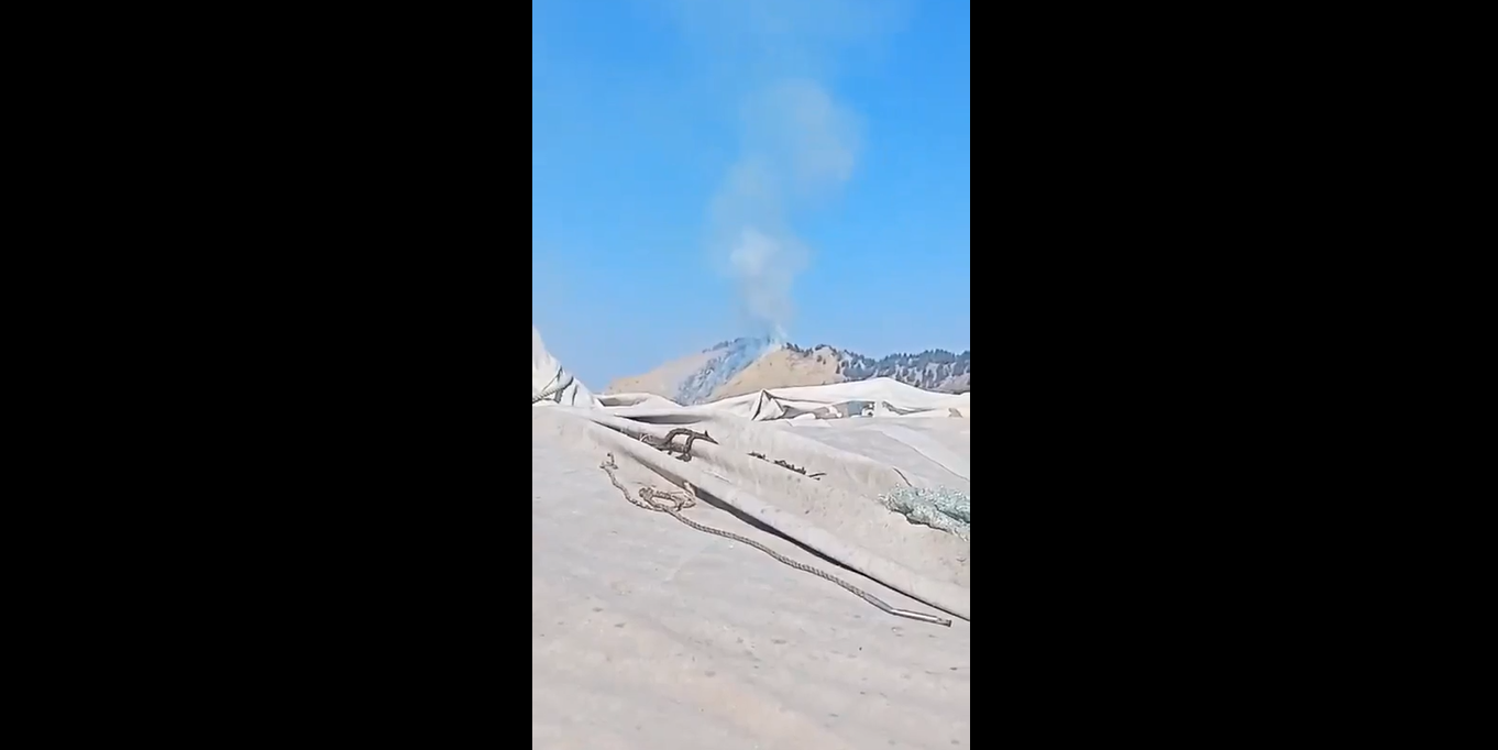 ویڈیو طالبان کے دستوں نے پاکستان کے آبزرویشن ٹاور کو نشانہ بنایا۔