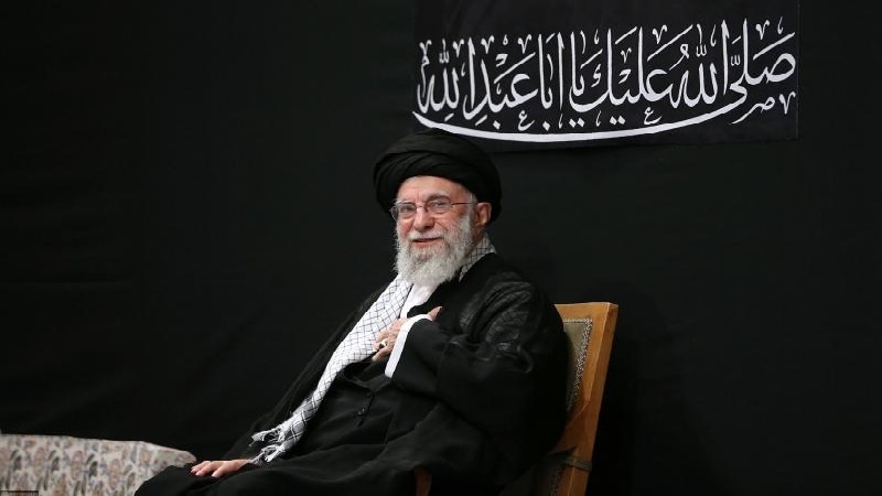 رہبر انقلاب اسلامی کی مجلس عزا میں شرکت، حسینیۂ امام خمینی میں شب عاشور کی مجلس+ تصاویر و ویڈیو