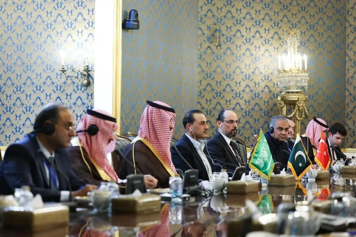 عرب میڈیا: سعودی عرب، ترکی اور پاکستان نے یمن میں حملے رکوانے کے لیے ایران سے رابطہ کیا ہے۔